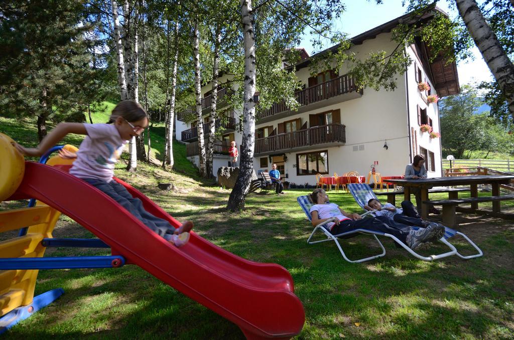 Albergo Sporting Peio Fonti Zewnętrze zdjęcie