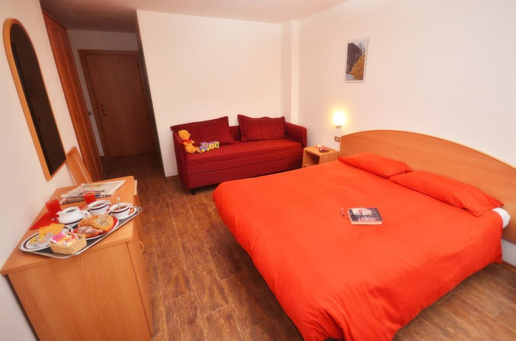 Albergo Sporting Peio Fonti Zewnętrze zdjęcie